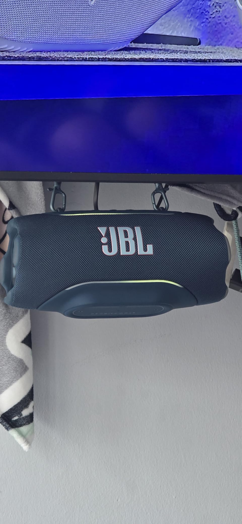 JBL Xtreme 5 - Portable Waterproof Speaker - Black | Legendary JBL sound that hits harder with AI Sound Boost, Up to 28 hours of playtime, Shoulder strap with floating hooks customer photo 2