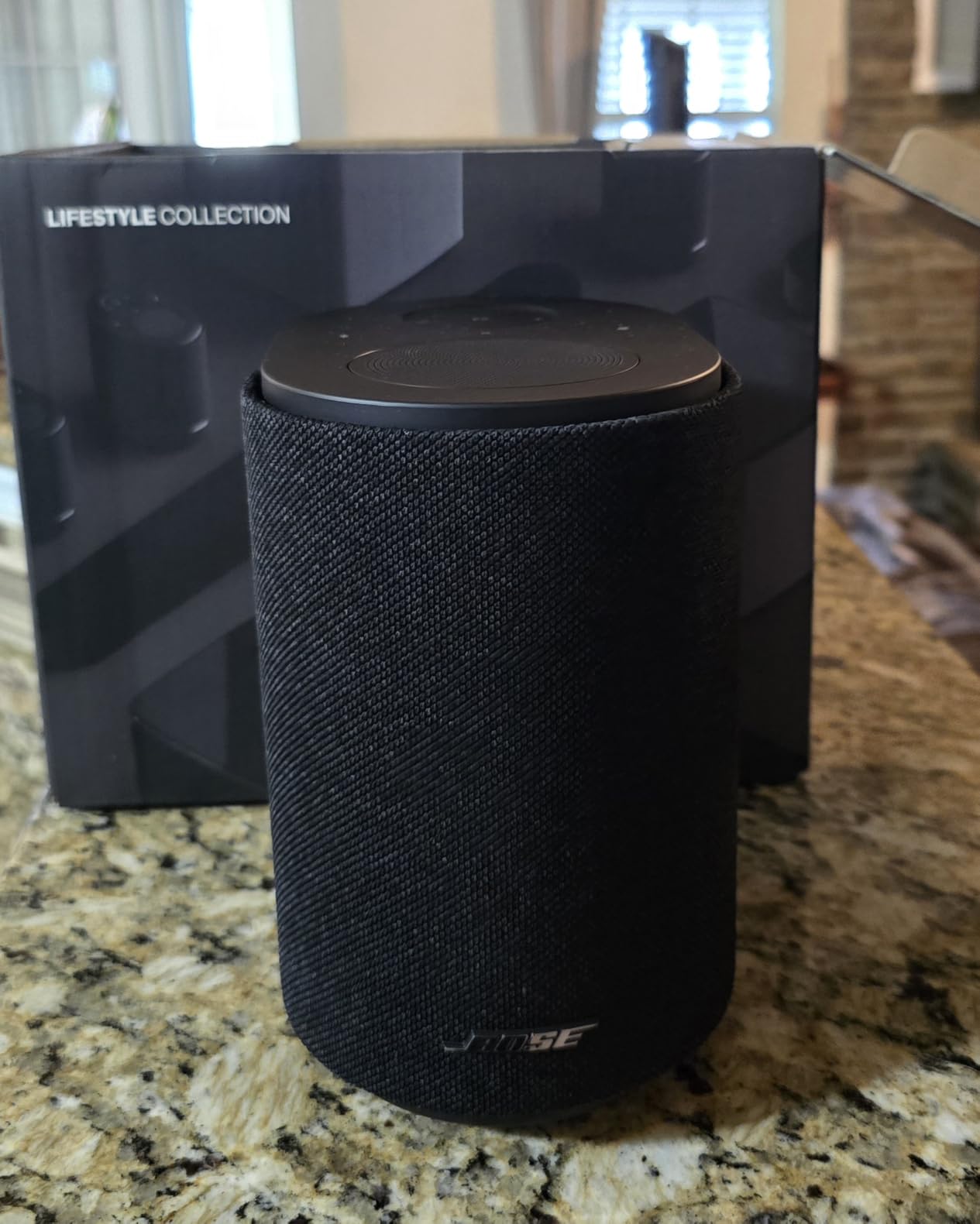 New Lifestyle Ultra Speaker, Wireless Home Speaker, TrueSpatial Audio, CleanBass, AirPlay & Google Cast, Black customer photo 2