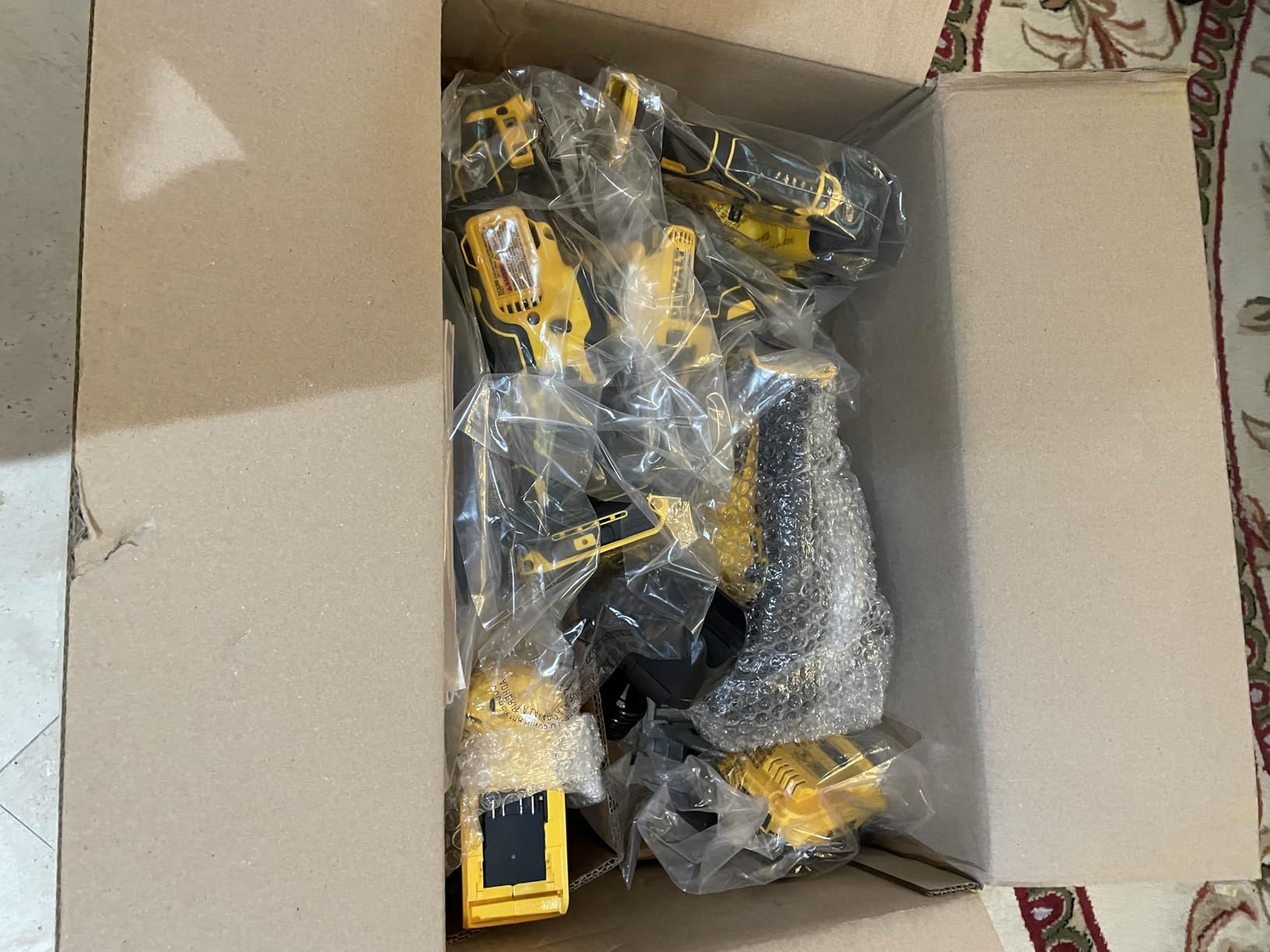 20V MAX 7-Tool Combo Kit, Includes Cordless Drill, Impact Driver, Reciprocating Saw, Circular Saw, Oscillating Tool, Random Orbital Sander, Jigsaw, 5Ah Battery and Charger (DCK751P1) customer photo 2