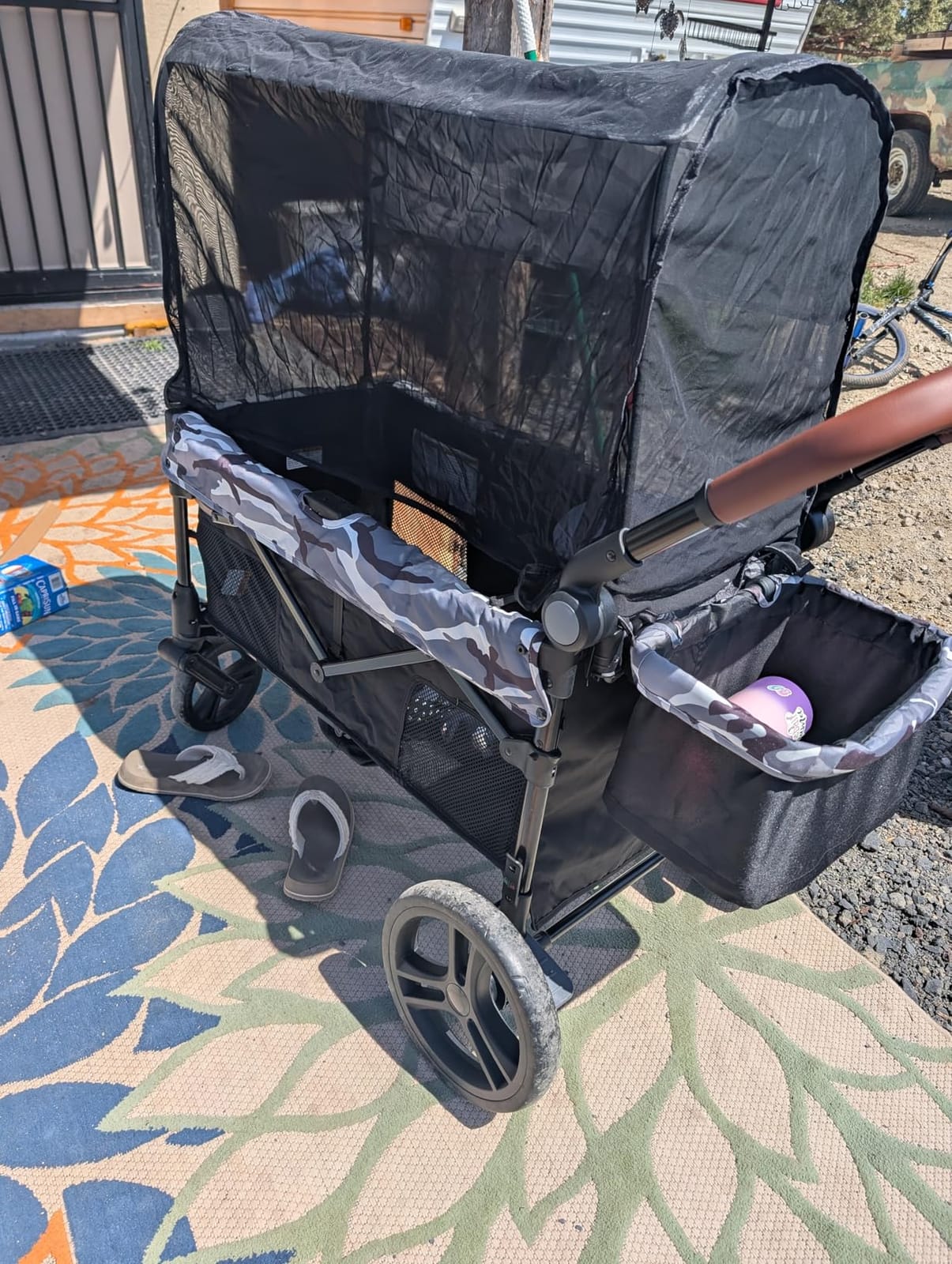 ELEMARA All-Terrain Stroller Wagon for 2 Kids, Foldable Kids Wagon Stroller Includes Removable Canopy,Mosquito net, Adjustable Push&Pull Handle,Snack Tray & Cup Holders, Storage Basket, Grey+Black customer photo 1