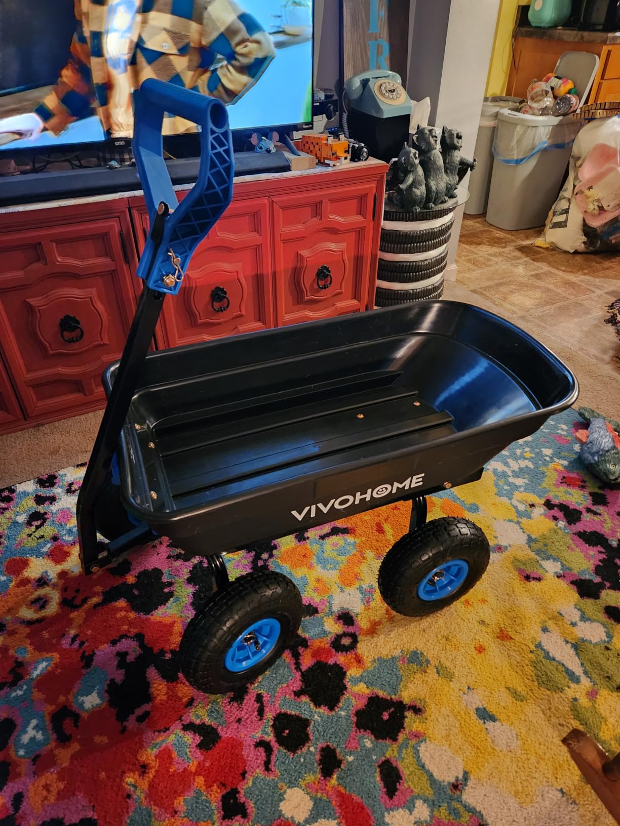 VIVOHOME 660lbs Wheelbarrow Dump Garden Cart with 2-in-1 Convertible Handle customer photo 1