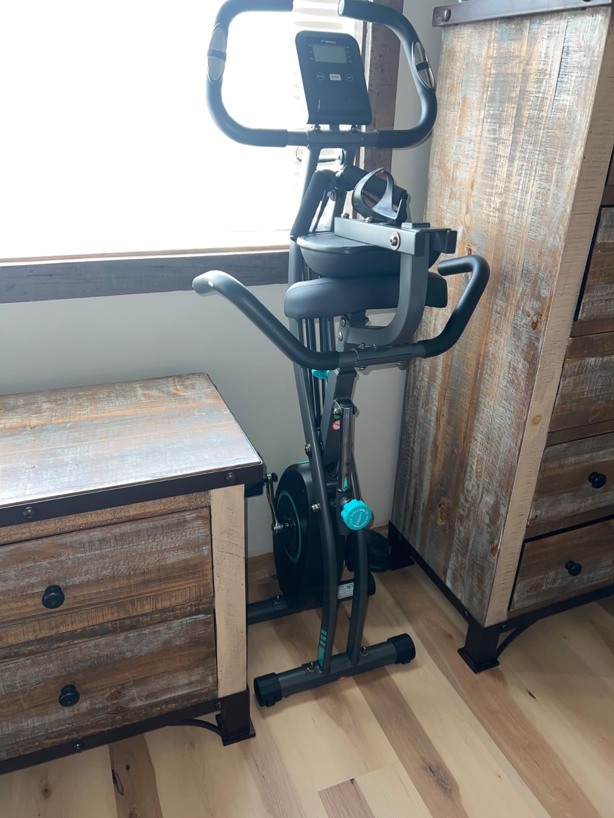 MERACH Exercise Bike with Screen, 21.5