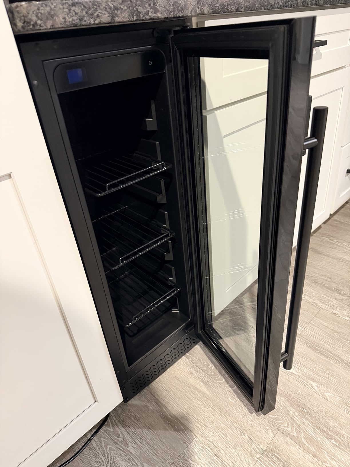 24 Inch Outdoor Beverage Refrigerator, 180 Cans Drink Fridge with Stainless Steel Door Built-In or Freestanding, Outdoor Fridge for Patio & Waterproof for Soda Beer Wine-Kitchen Bar Office customer photo 1
