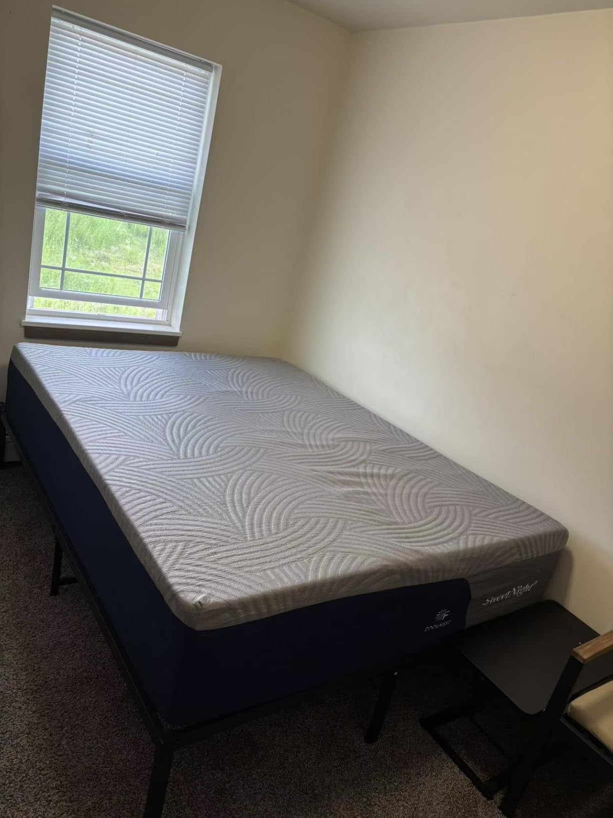 Sweetnight CoolNest Pro 14 in Queen Memory Foam Mattress, Advanced Cooling | Full-Depth Airflow, 7-Zone Support for Pressure Relief, Medium Feel, CertiPUR-US Certified customer photo 1