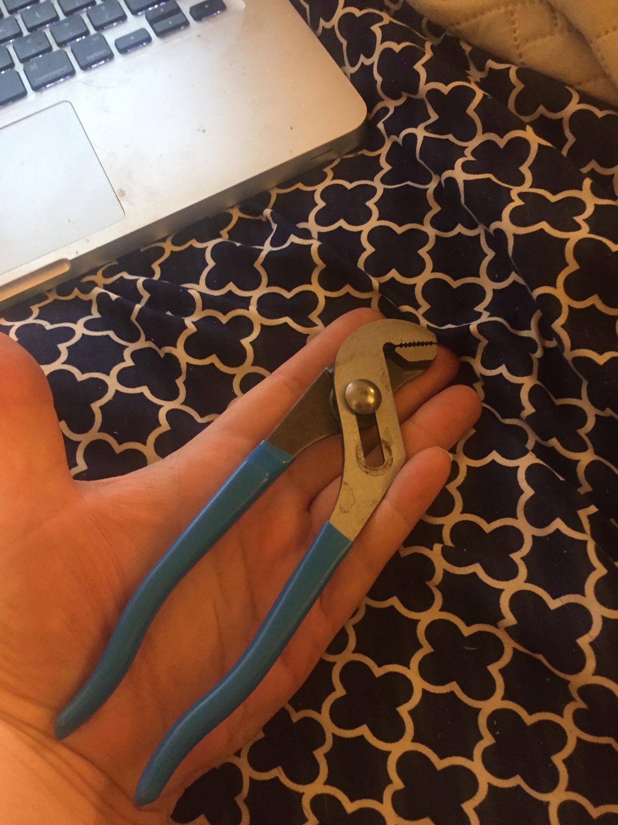 Channellock Tongue & Groove Pliers 426 - Straight Jaw, Made in USA, 0.87 In. Jaw, Heat-Treated Teeth - 6.5 In. customer photo 2