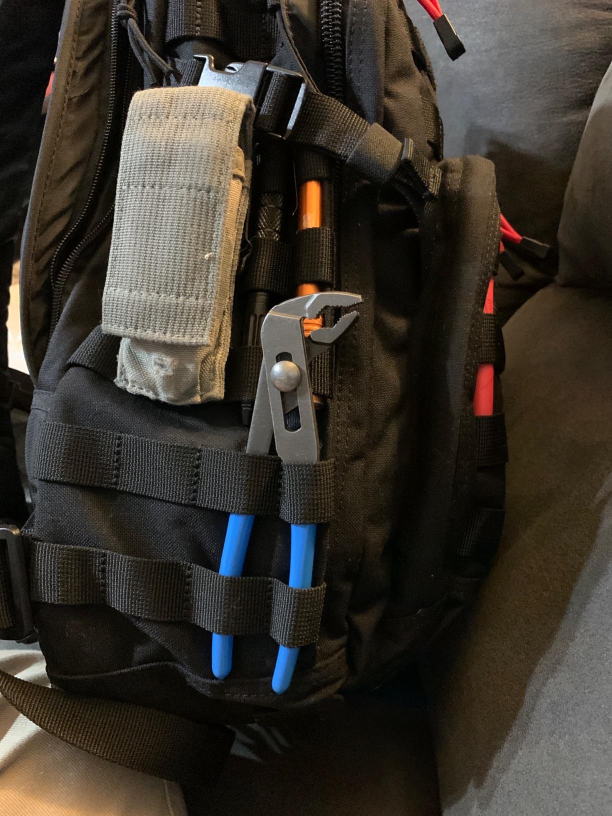 Channellock Tongue and Groove Plier GL10 GripLock - Lock Jaw Pliers, True Blue Grips - 9.5 In customer photo 1