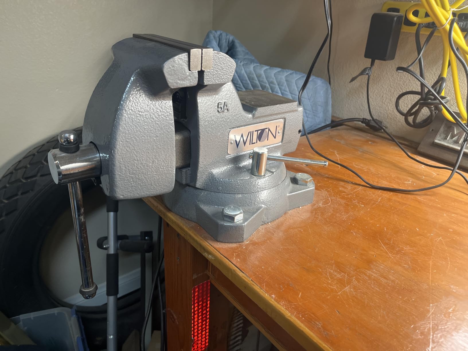 Wilton Mechanics Bench Vise, 6
