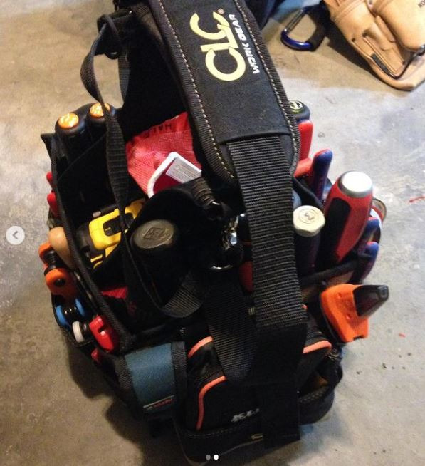 CLC Custom LeatherCraft 1528 Large Electrical and Maintenance Tool Carrier, Black customer photo 1