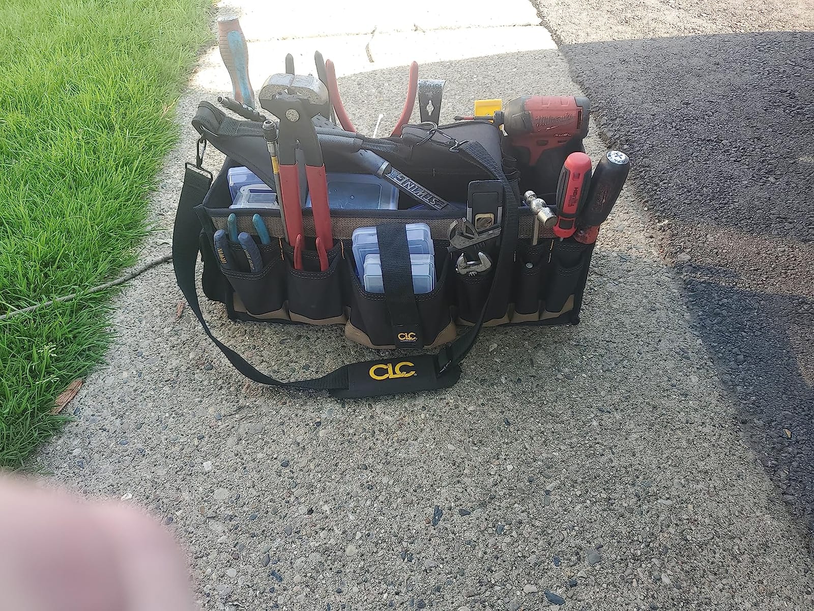 CLC WORK GEAR 1530 Electrical and Maintenance Tool Carrier, 43 Pocket, Black customer photo 2