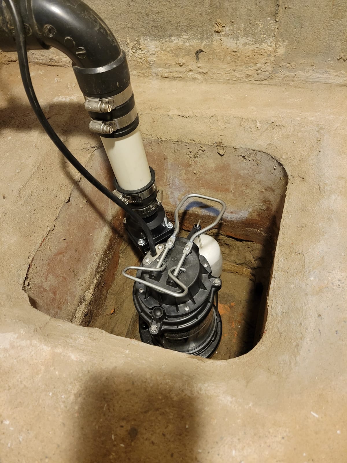 WAYNE CDU790 1/3 HP Submersible Water Pump, Heavy Duty Basement Sump Pump customer photo 2