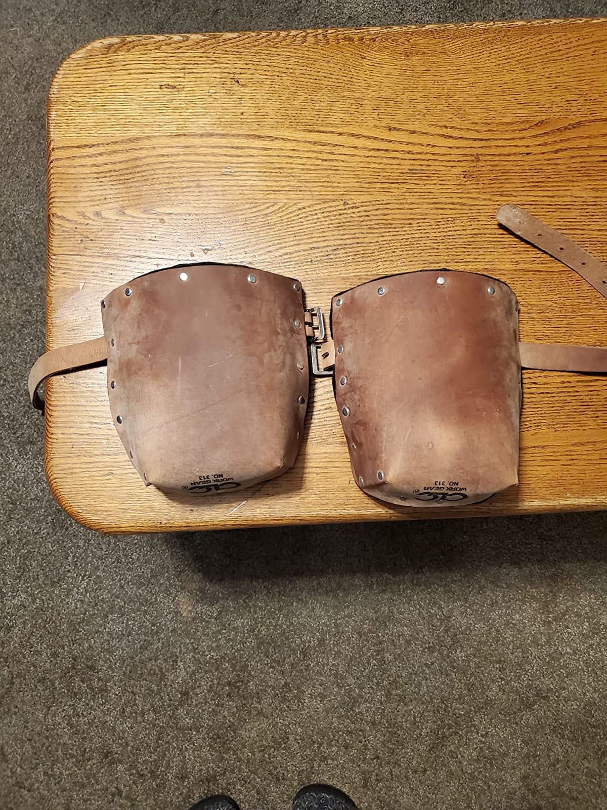CLC Custom Leathercraft 313 Heavy Duty Leather Kneepads, Double Thick Lining, Tan customer photo 2