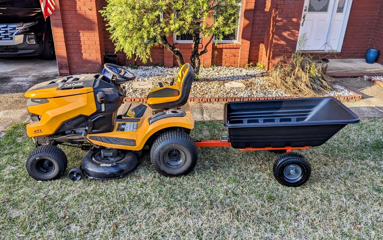 Agri-Fab Inc 350-Pound Steel Tow Behind Dump Cart, 10-Cubic Feet Capacity – Removable Tail Gate, Garden Utility Trailer, Black, Made in the USA; Model # 45-0303 customer photo 1