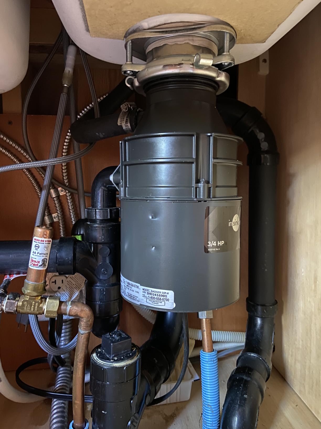 InSinkErator Badger 5XP Garbage Disposal, Badger Series 3/4 HP Continuous Feed Food Waste Disposer customer photo 1
