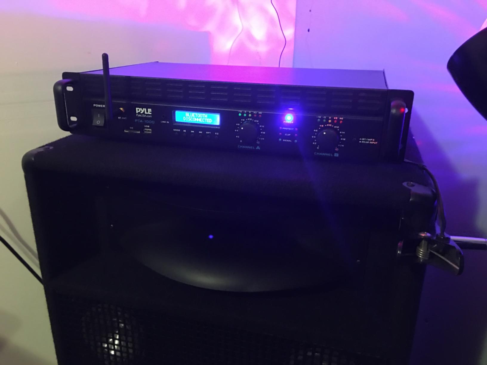 Professional Audio Bluetooth Power Amplifier - 2-Channel Rack Mount Bridgeable, LED Indicators, Shockproof Binding Posts, Cooling Fans 1000 Watt - Pyle PTA1000 customer photo 1