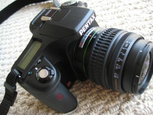 Pentax K200D 10.2MP Digital SLR Camera with Shake Reduction 18-55mm f/3.5-5.6 Lens customer photo 1