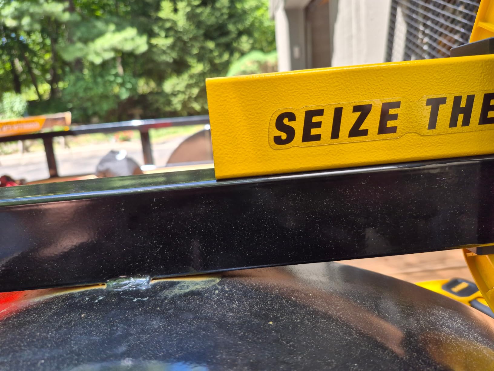 Genuine GORILLA-LIFT 2-Sided Trailer Tailgate Lift Assist customer photo 2