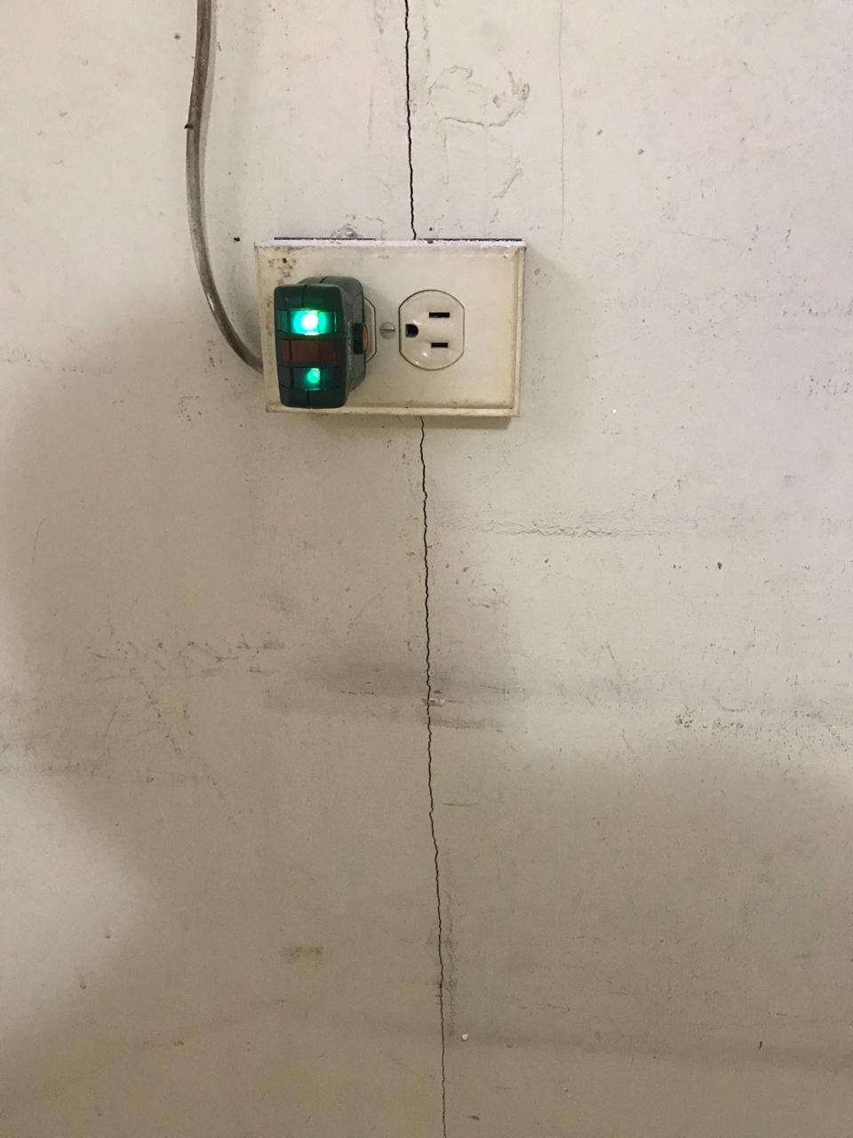 Extech CB10 AC Circuit Breaker Finder and GFCI Receptacle Tester customer photo 2