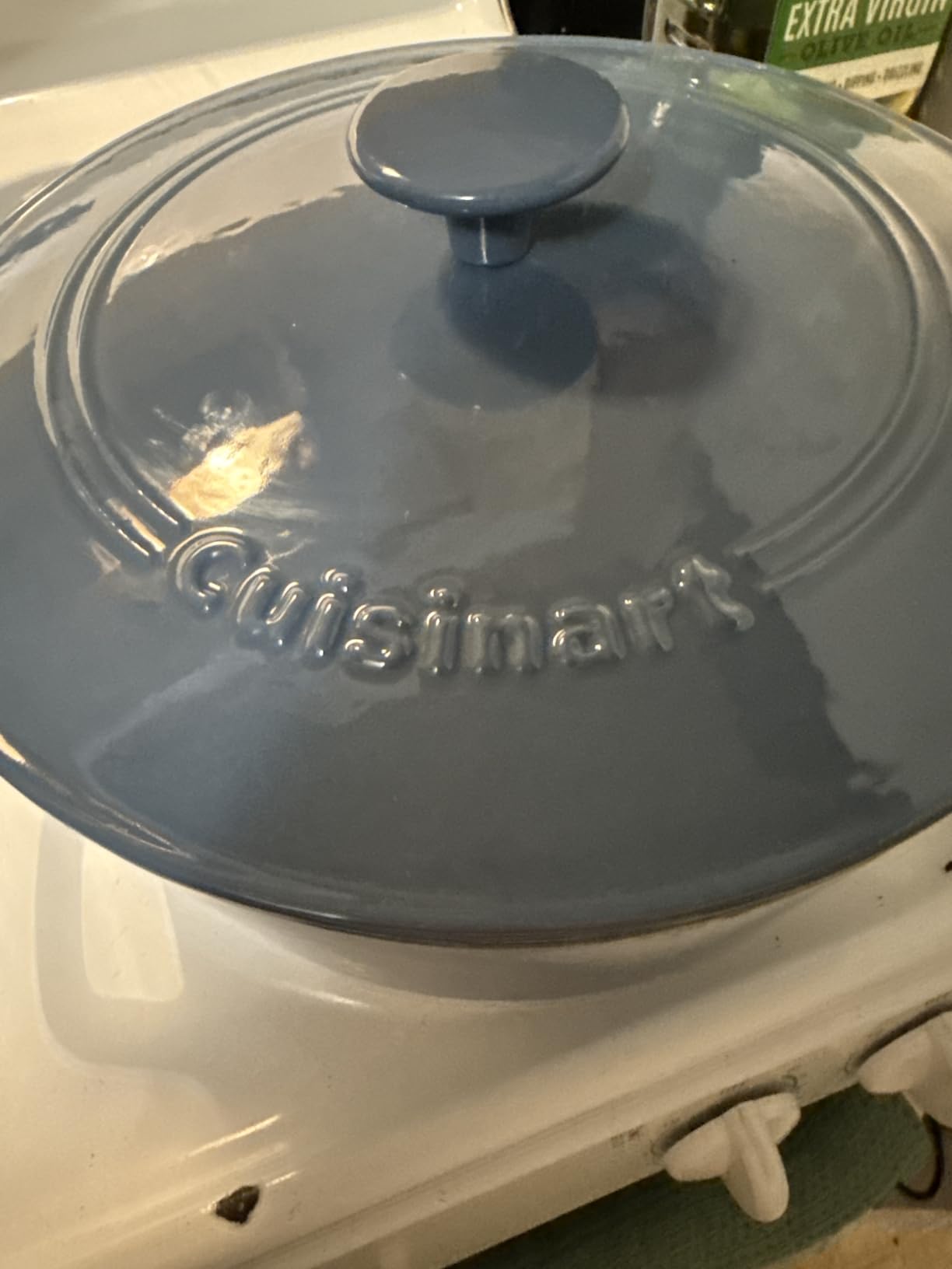 Cuisinart Chef's Classic Enameled Cast Iron Dutch Oven with Lid, Porcelain Enameled Interior, Oven Safe, Induction Compatible, 5-Quart, Round, Cardinal Red customer photo 2
