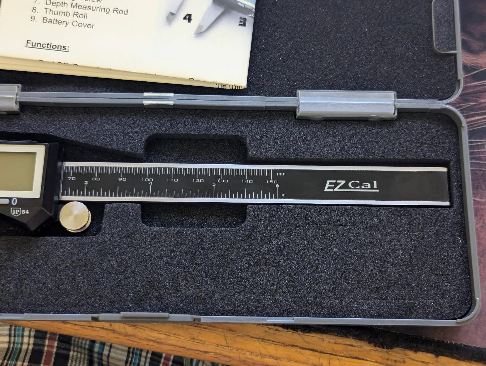iGaging IP54 Electronic Digital Caliper 0-6