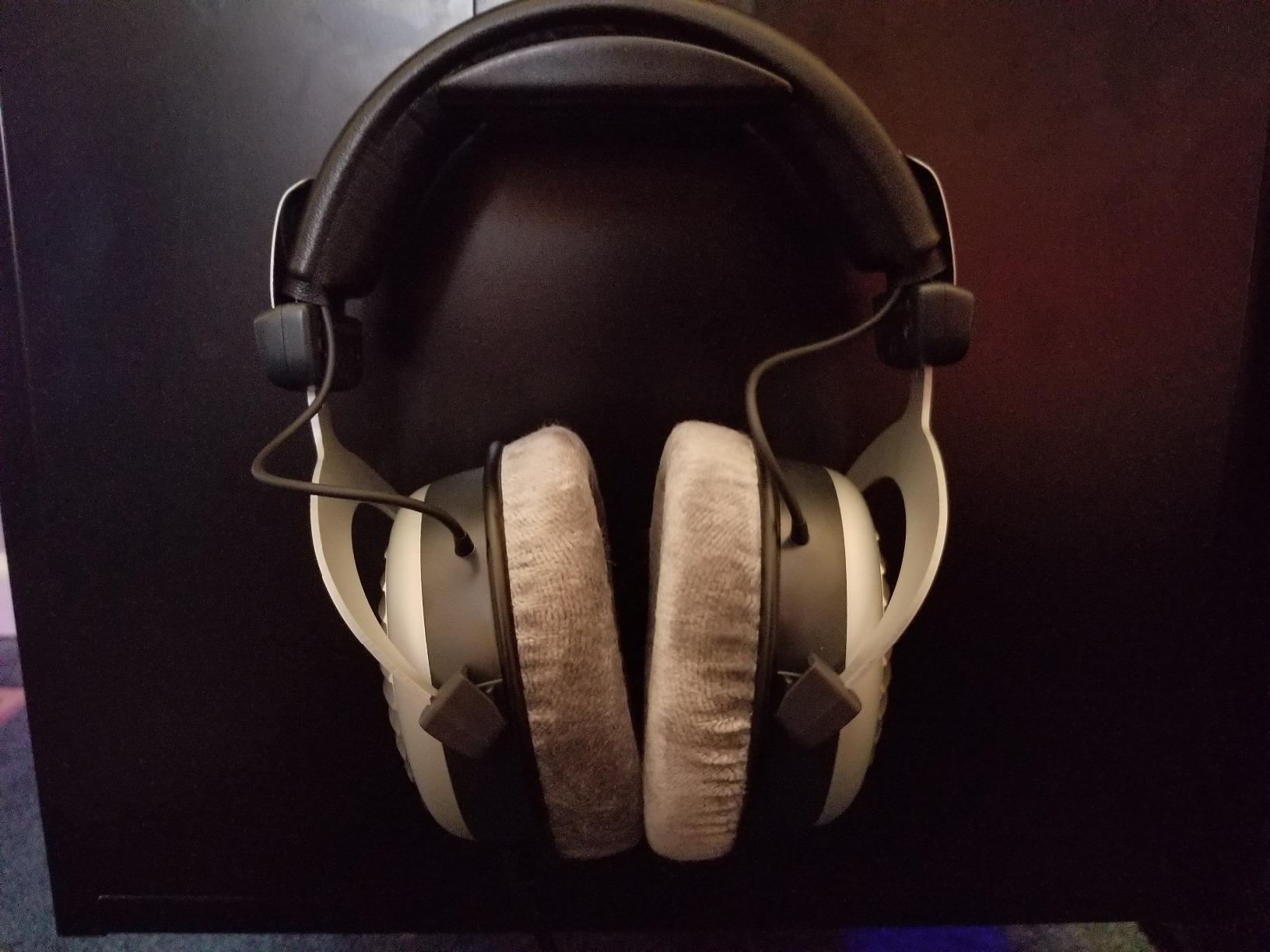 beyerdynamic DT990 Premium 32Beyerdynamic DT 990 Premium 600 ohm HiFi headphones customer photo 2