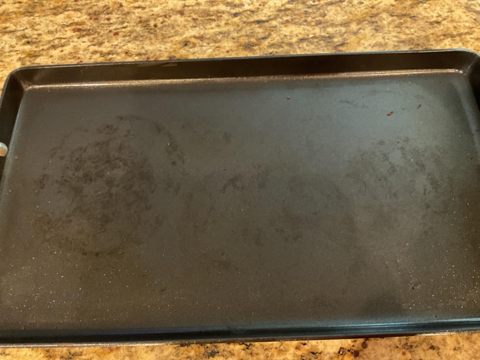 Cuisinart GG45-25 GreenGourmet Hard-Anodized Nonstick 10-Inch by 18-Inch Double-Burner Griddle, Black customer photo 2