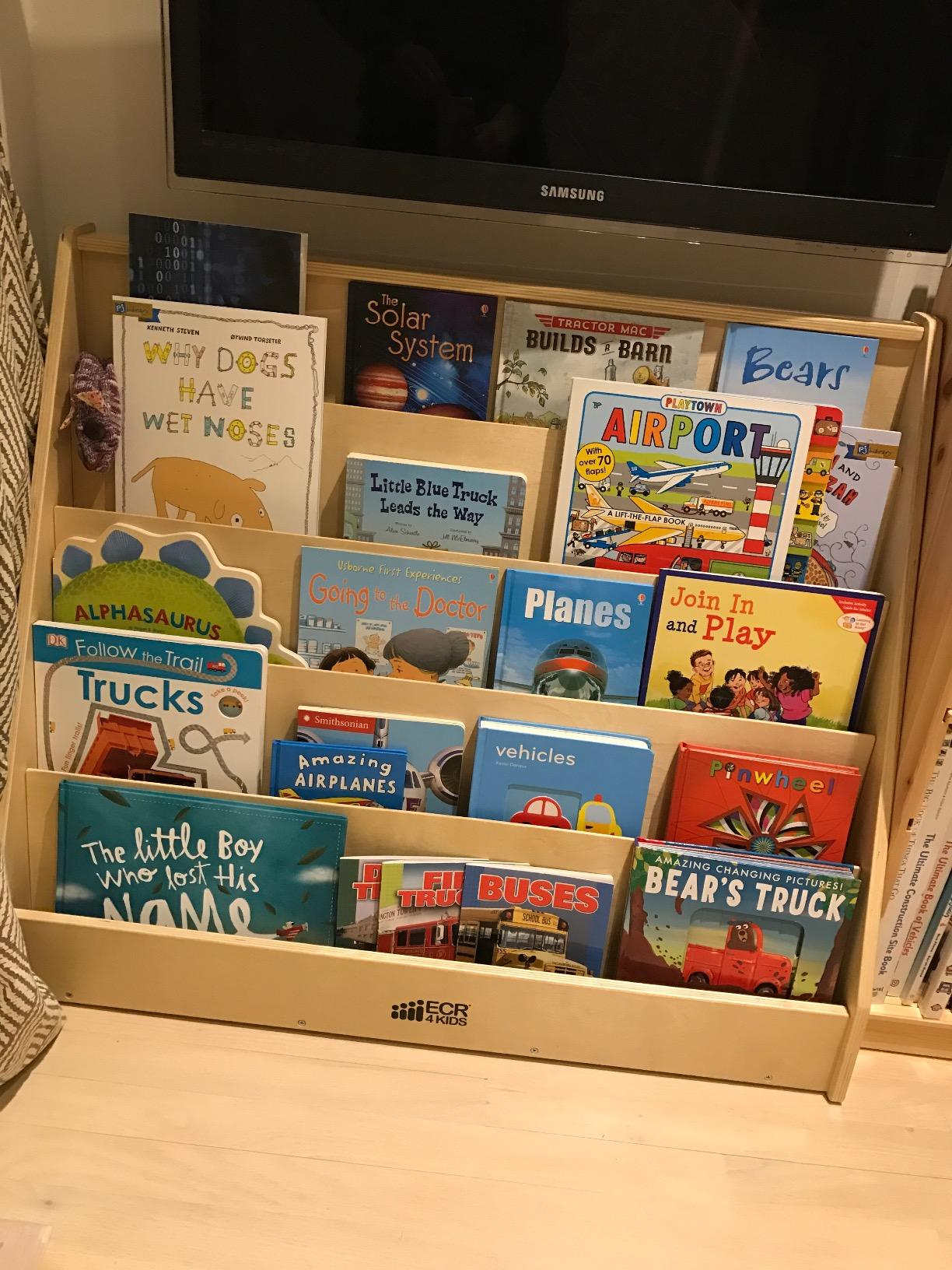 ECR4Kids 5-Shelf Wooden Book Display, Single-Sided Bookshelf, Natural customer photo 2