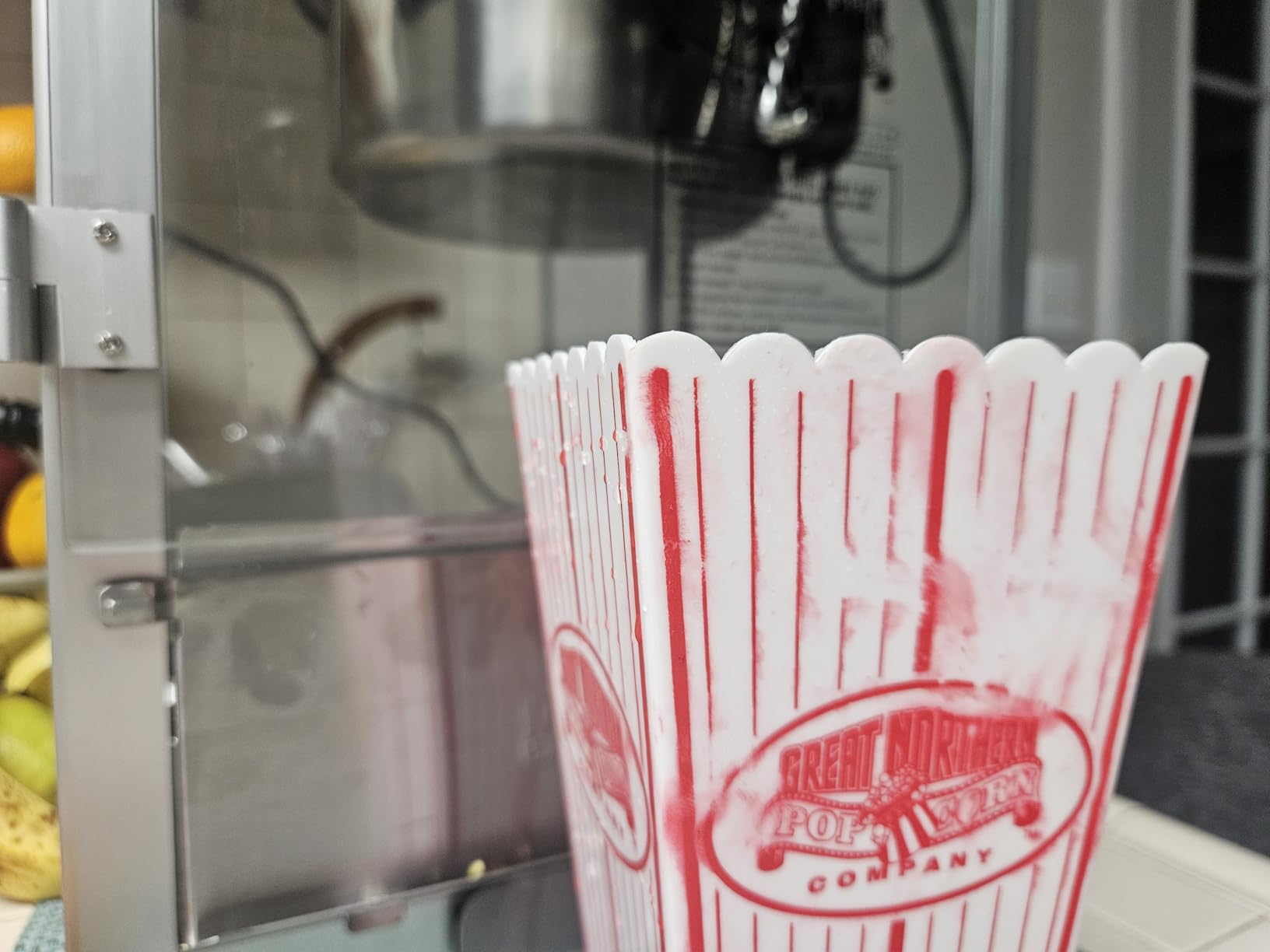 Matinee Popcorn Machine - 8oz Popper with Stainless-Steel Kettle, Reject Kernel Tray, Warming Light, and Accessories by Great Northern Popcorn (Black) customer photo 2