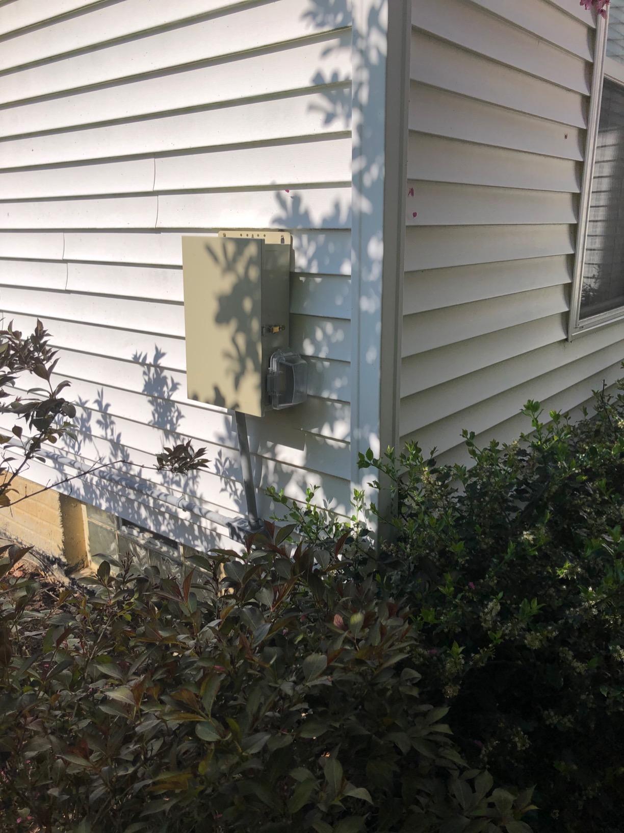 Intermatic T30004R Pool Load Center, 100A, 8 Pole Breaker Base, T104 Timer customer photo 1