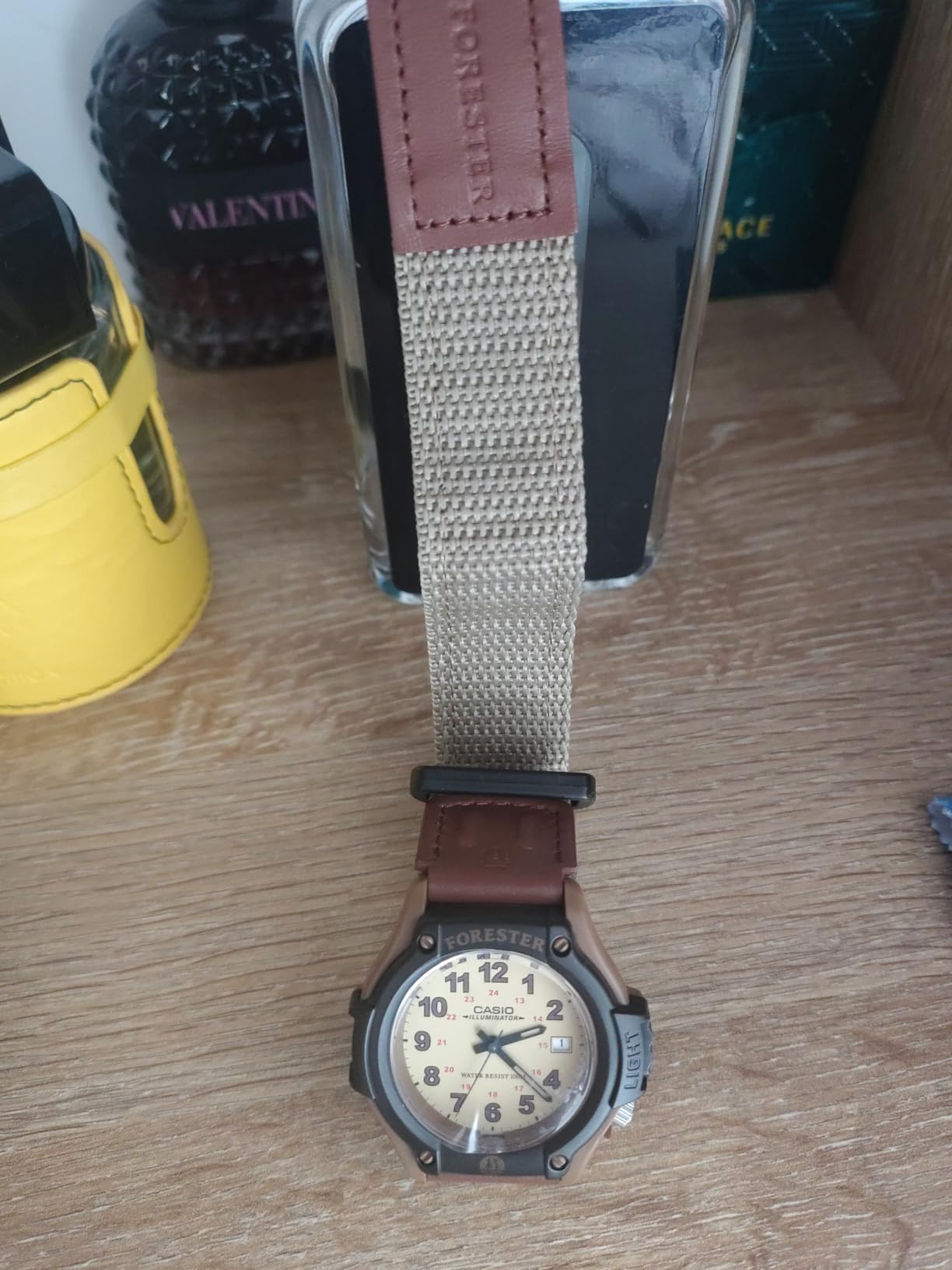 Casio FT500WC Series | Men's Analog Watch | 100 Meter Water Resistance | LED Light | Date Display | Leather/Cloth Band | Regular Time Keeping (HR, Min, SEC, PM, Date, Day) | 3 Year Battery customer photo 2