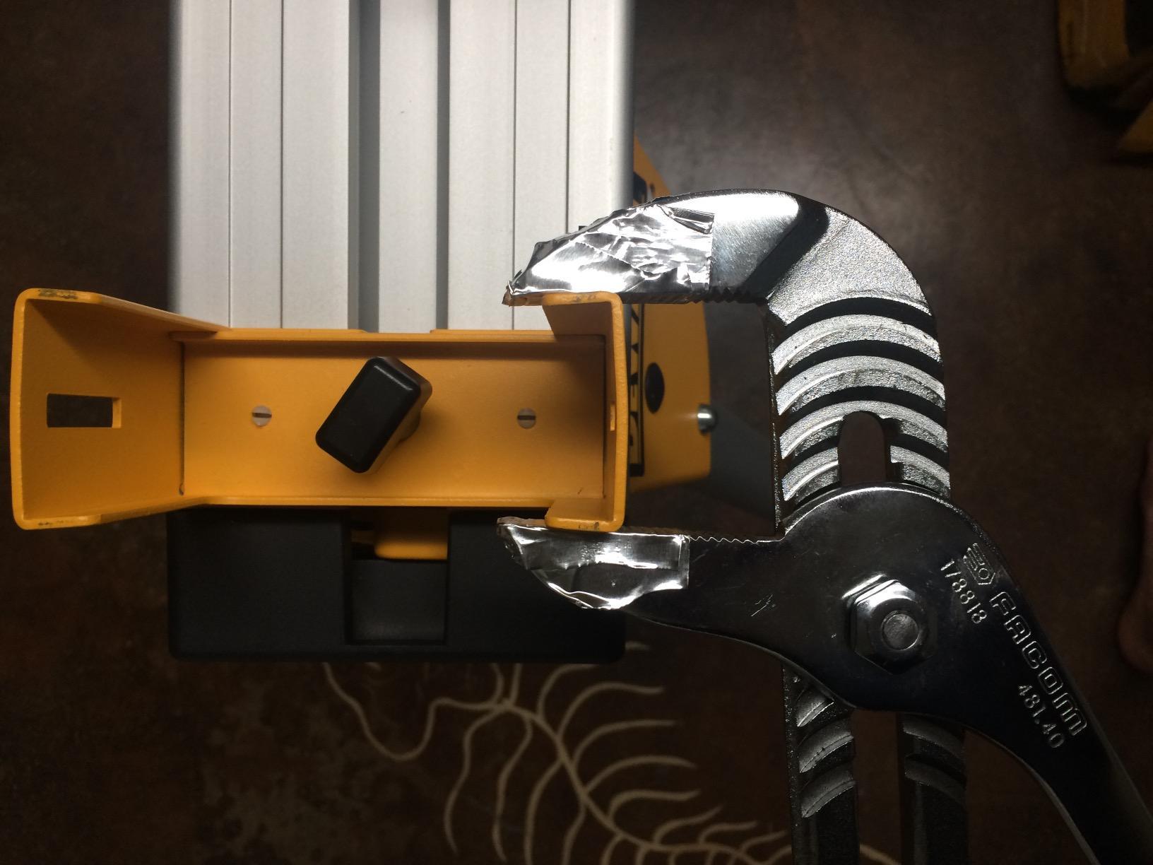 DEWALT Miter Saw Stand, Heavy Duty (DWX723) customer photo 2