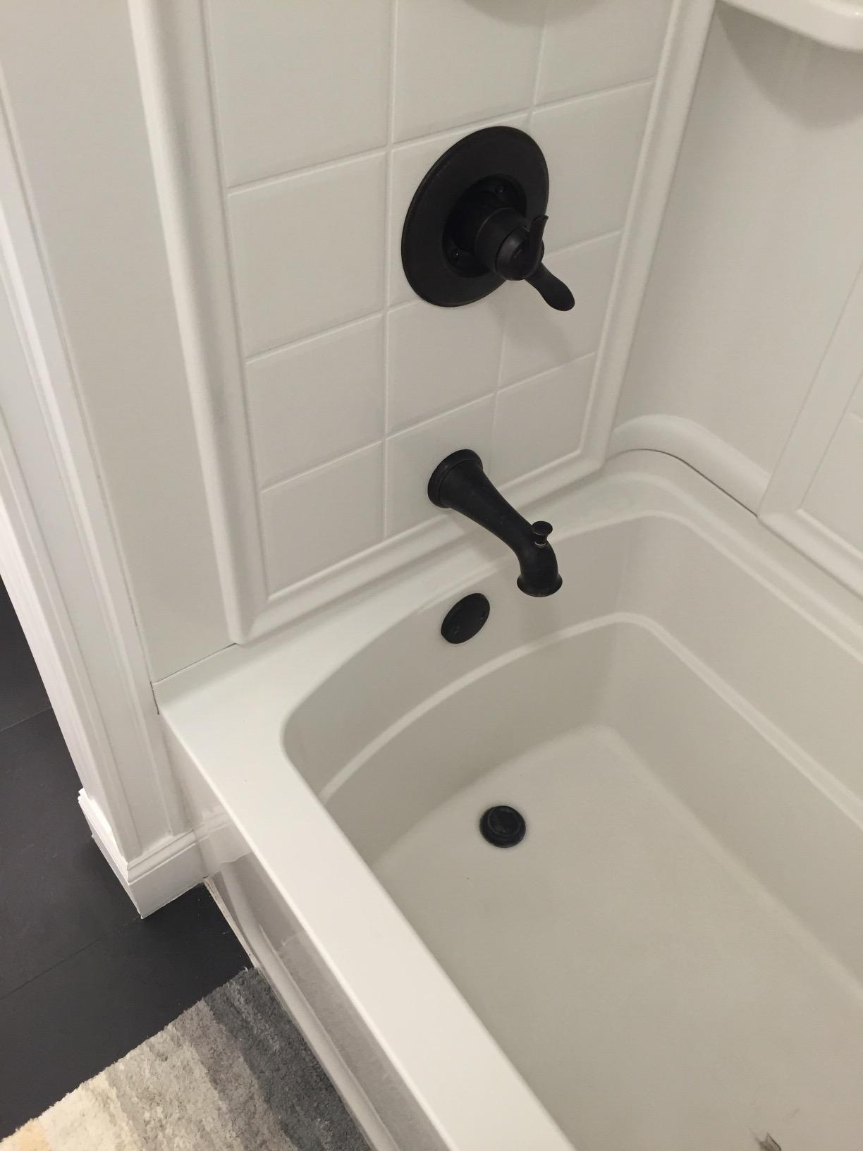 STERLING 71120110-0 Ensemble Bath and Shower Kit, 60-Inch x 32-Inch x 74-Inch, Left-Hand, White customer photo 1