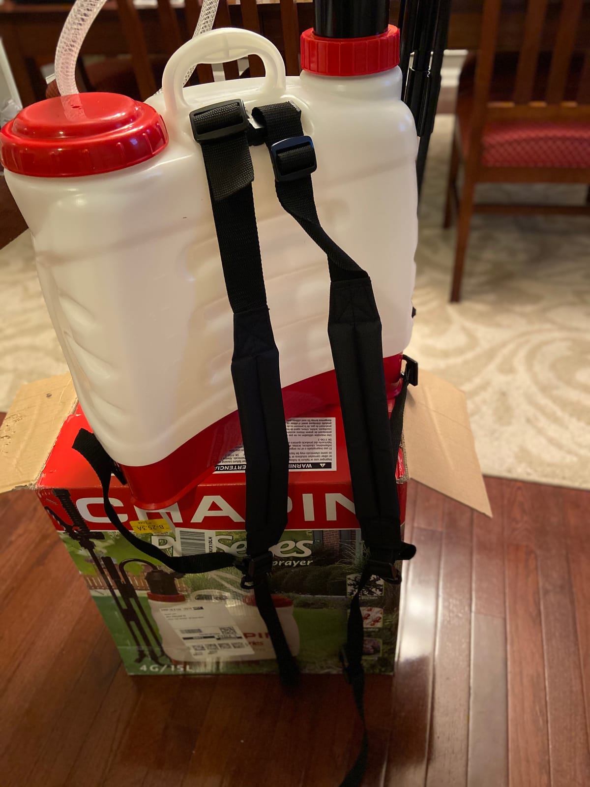 CHAPIN 61500 4-Gallon Backpack Sprayer for Lawn, Garden & Weed Control customer photo 1