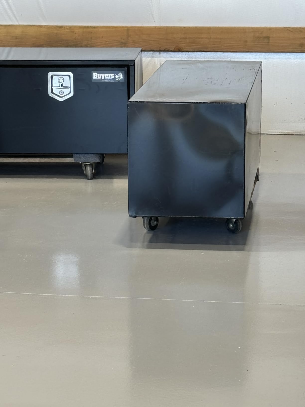 Buyers Products 1702310 Black Steel Underbody Truck Tool Box, 18x18x48 Inch | Truck Bed & Underbelly RV Storage Box, Locking T-Latch, Weather-Resistant, Heavy-Duty Flatbed Job Box, Made in USA customer photo 1