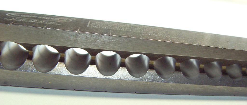 Big Gator Tools The Original V-Drill Guide STD1000DGNP, Sizes 1/8–3/8 Inch. customer photo 2