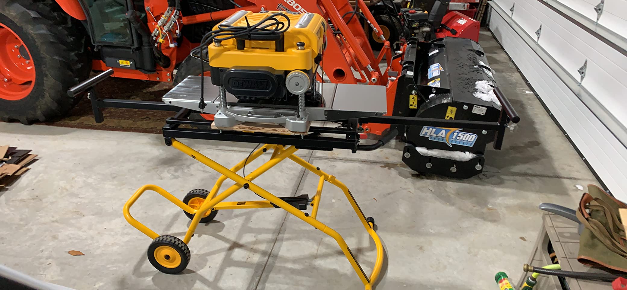 DEWALT Miter Saw Stand With Wheels, 32-1/2 in. x 60 in Foldable Rollling Stand, Adjustable Height, Durable Steel, 8 ft. Material Support, Universal Mounting Rails (DWX726) customer photo 1