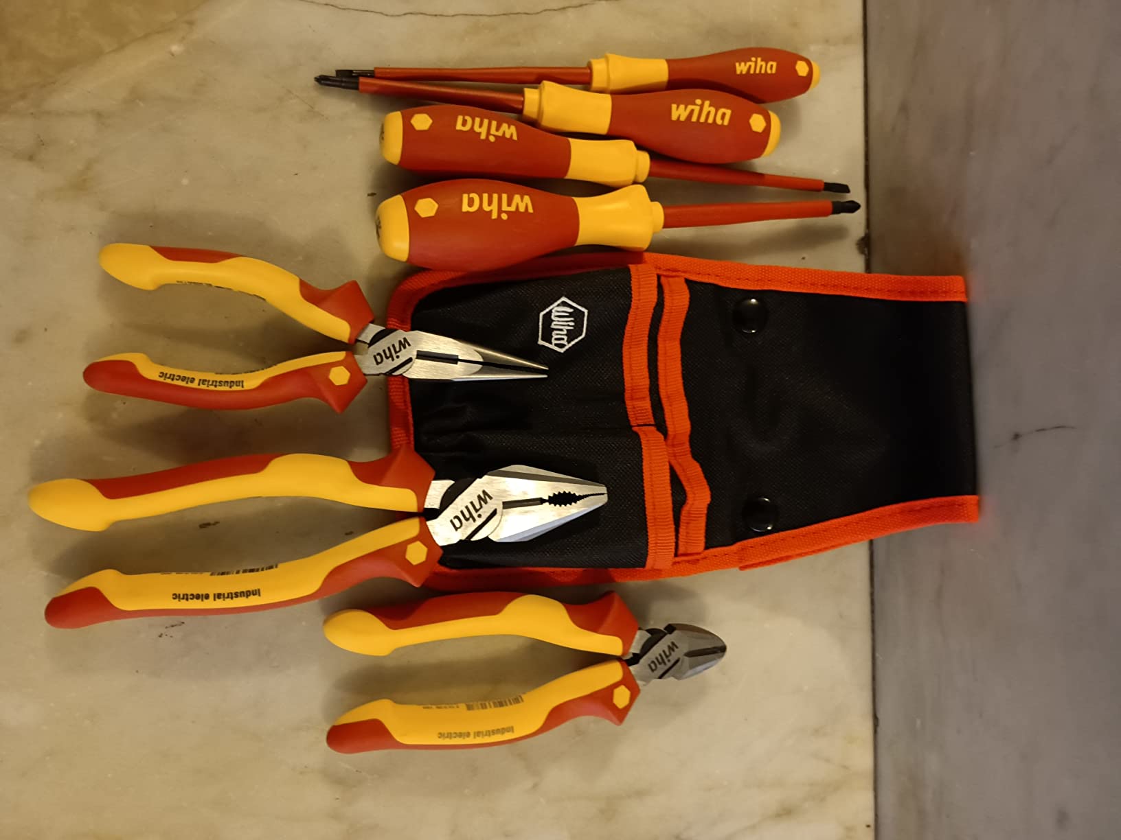 Wiha 32985 7 Piece Insulated Industrial Pliers and Screwdriver Set customer photo 1