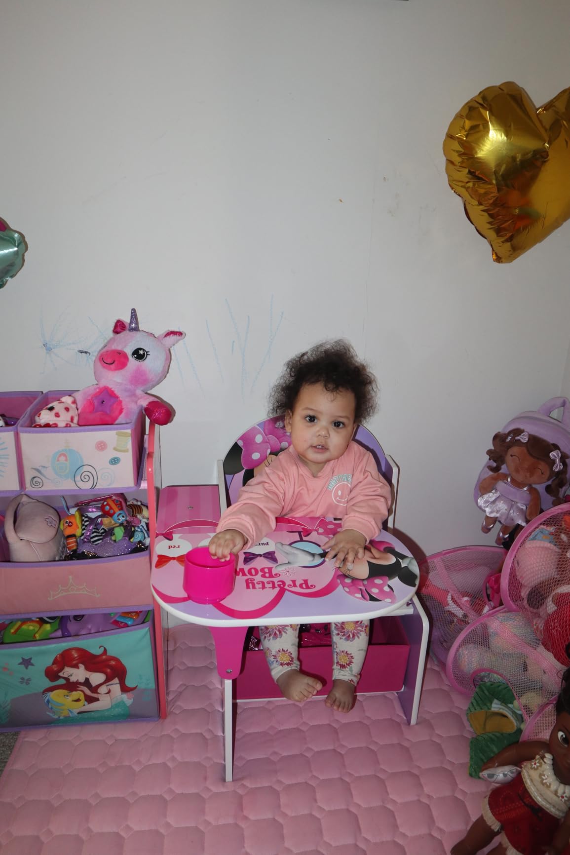 Delta Children Chair Desk With Storage Bin, Disney Minnie Mouse customer photo 1