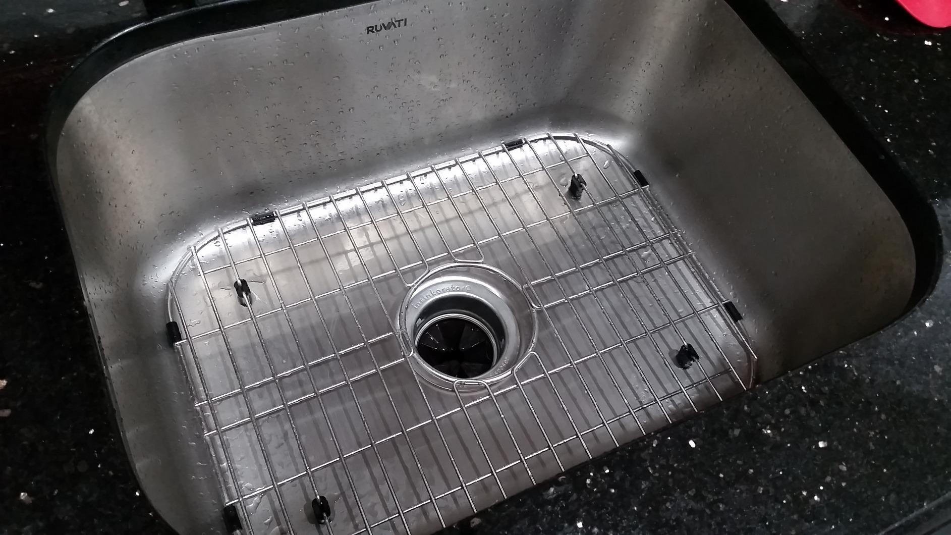 Ruvati 32-in 16-Gauge Stainless Undermount Kitchen Sink - RVM4200 customer photo 2