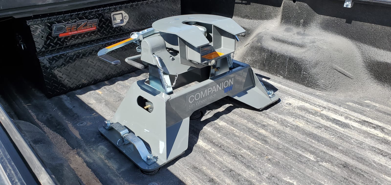 B&W Trailer Hitches 20K Companion OEM Fifth Wheel Hitch - Compatible with Ford OEM Puck System - RVK3300 customer photo 1