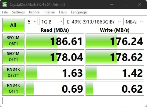 Toshiba 3.5-Inch 3TB 7200 RPM SATA3/SATA 6.0 GB/s 64MB Hard Drive DT01ACA300 customer photo 1