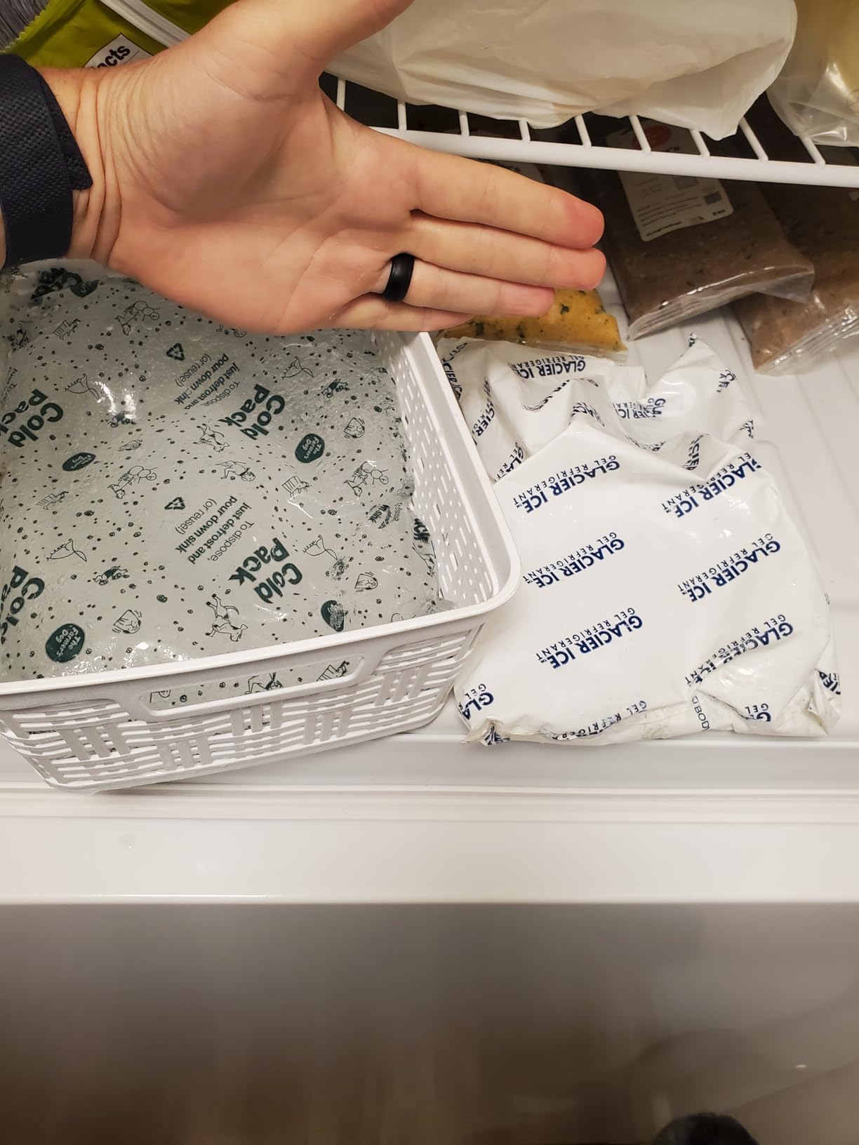 Coleman Xtreme Rolling Cooler with Wheels, Extra-Walled Insulation Keeps Ice up to 5 Days, Portable Wheeled Hard Chiller customer photo 1