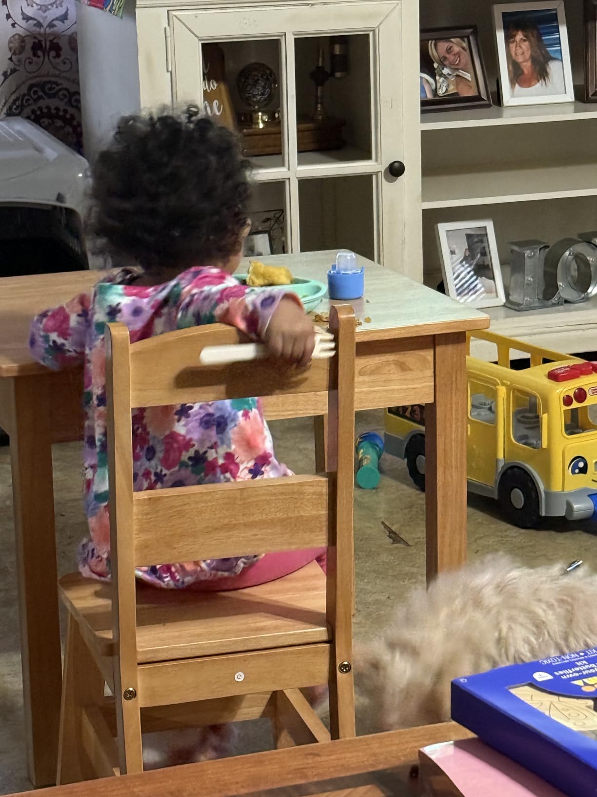 Melissa & Doug Solid Wood Kids Table and Chairs (2), Premium Quality Wooden Toddler Table and Chair Set for Kids Playroom Furniture & Montessori Classroom Furniture for Boys & Girls Ages 3+ customer photo 1