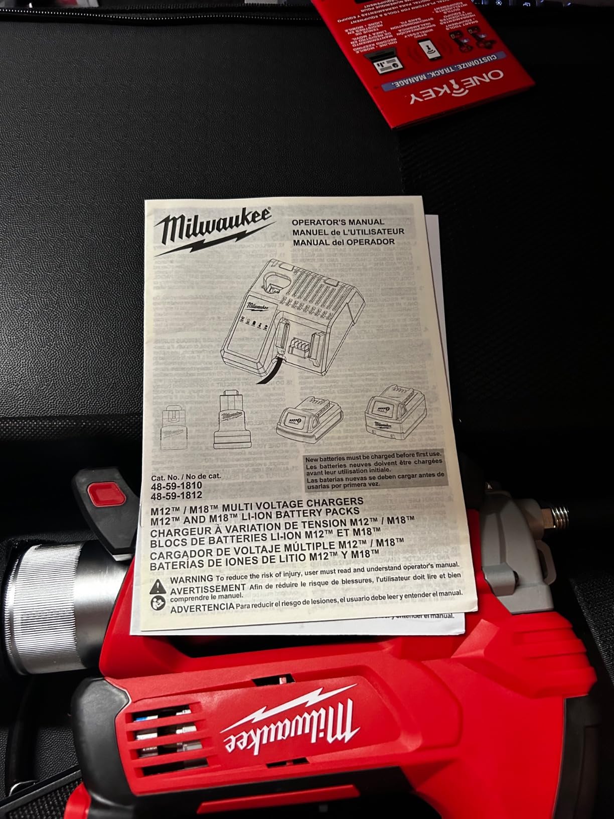 Milwaukee 2646-22CT M18 2-Spd Grease Gun Kit W/2 Cmpt Bat customer photo 2