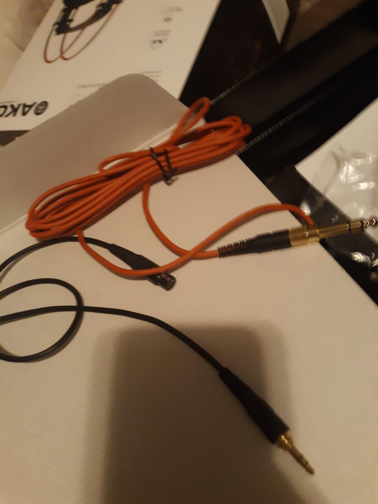 AKG Pro Audio K712 PRO, Wired, Over-Ear, Open Back, Reference Studio Headphones, Flat Wire Voice Coil, Black customer photo 2