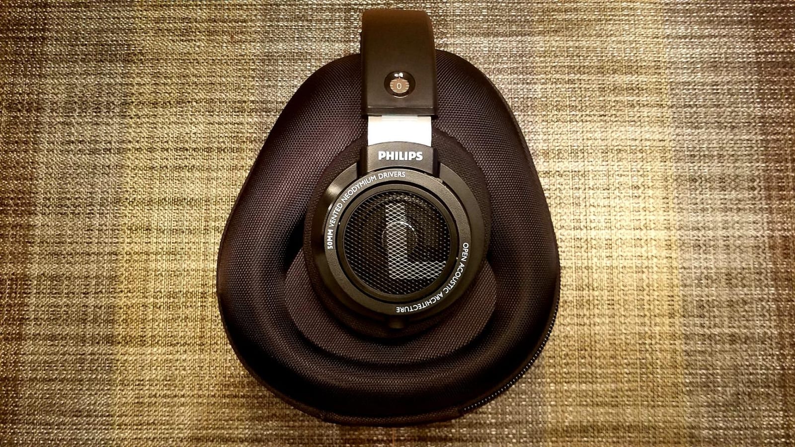 Philips Audio SHP9500 HiFi Precision Stereo Over-Ear Headphones (Black) customer photo 1