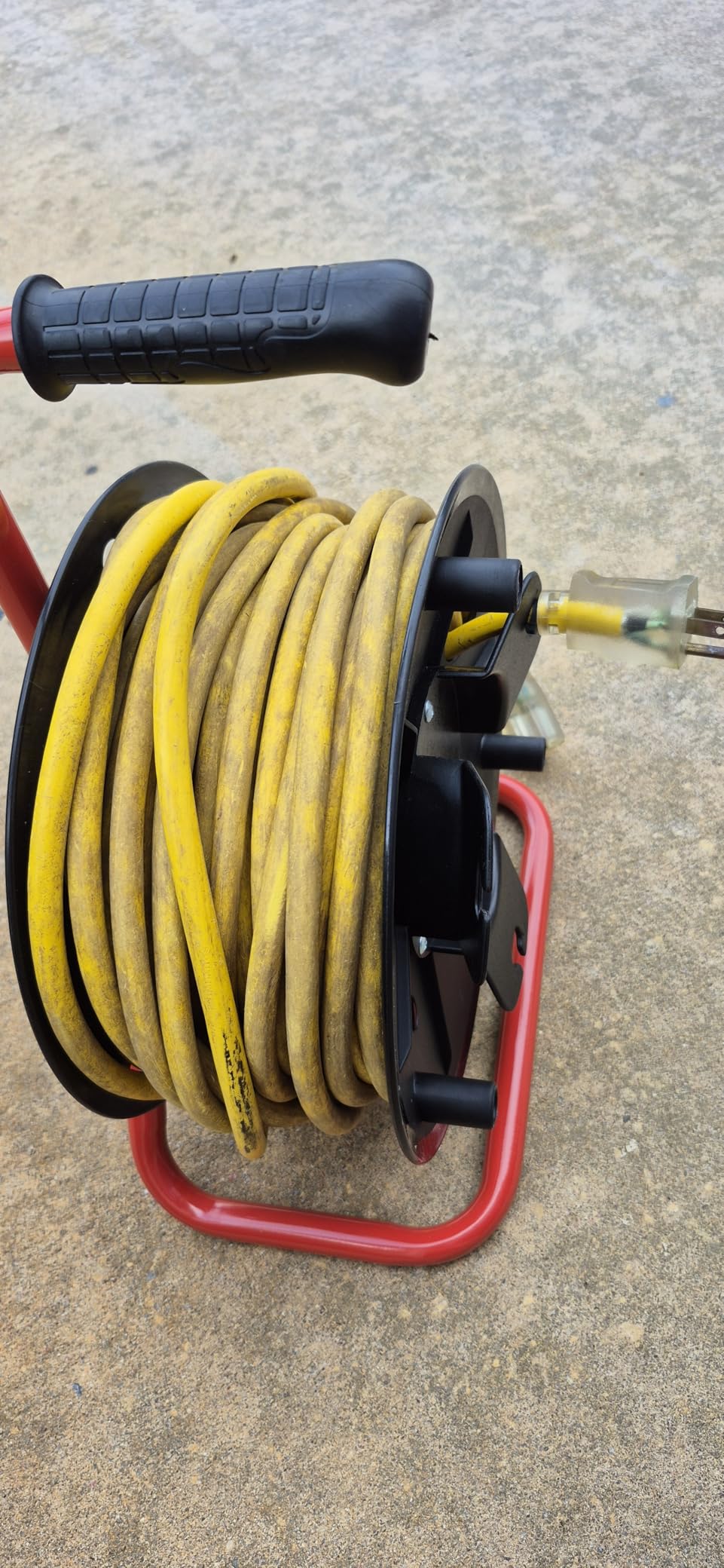 Audio2000'S ADC2716 Cable Reel, Capacity: 330ft of 6mm cable customer photo 1