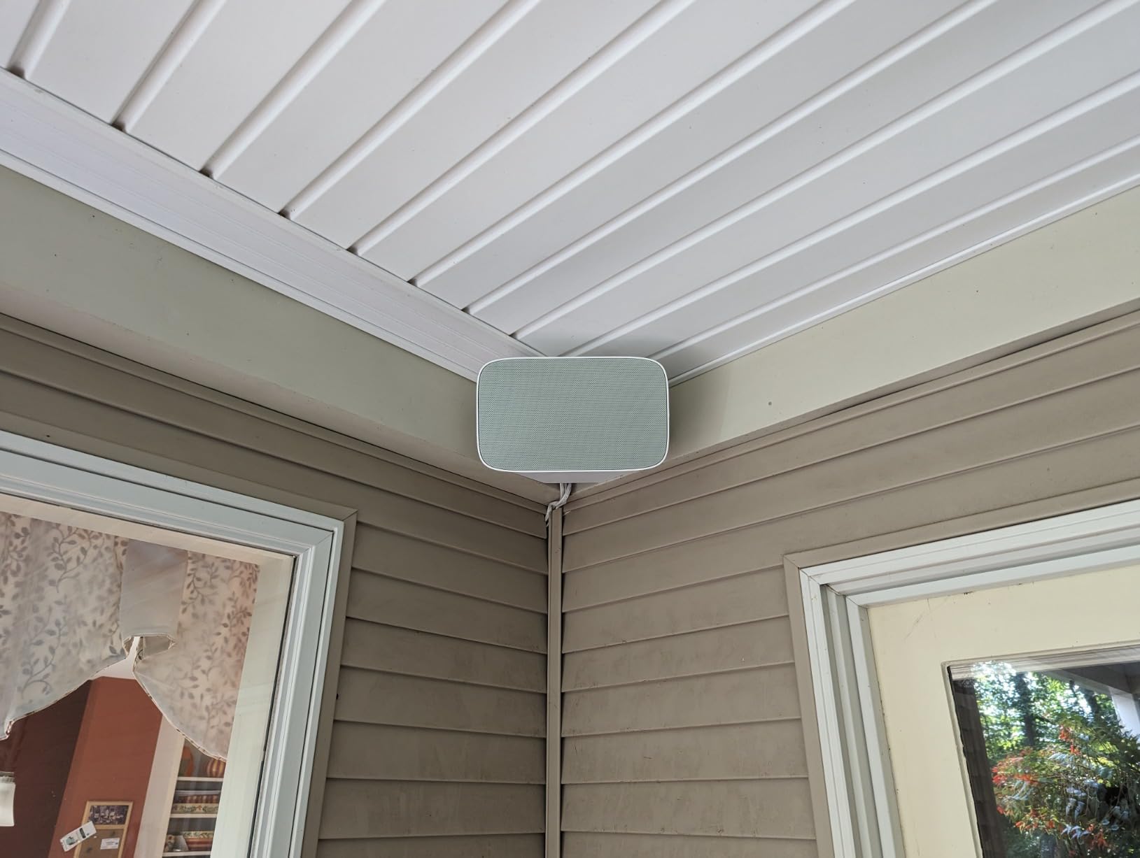 Bowers & Wilkins AM-1 Architectural Monitor Outdoor Speakers (Pair, Black) customer photo 1