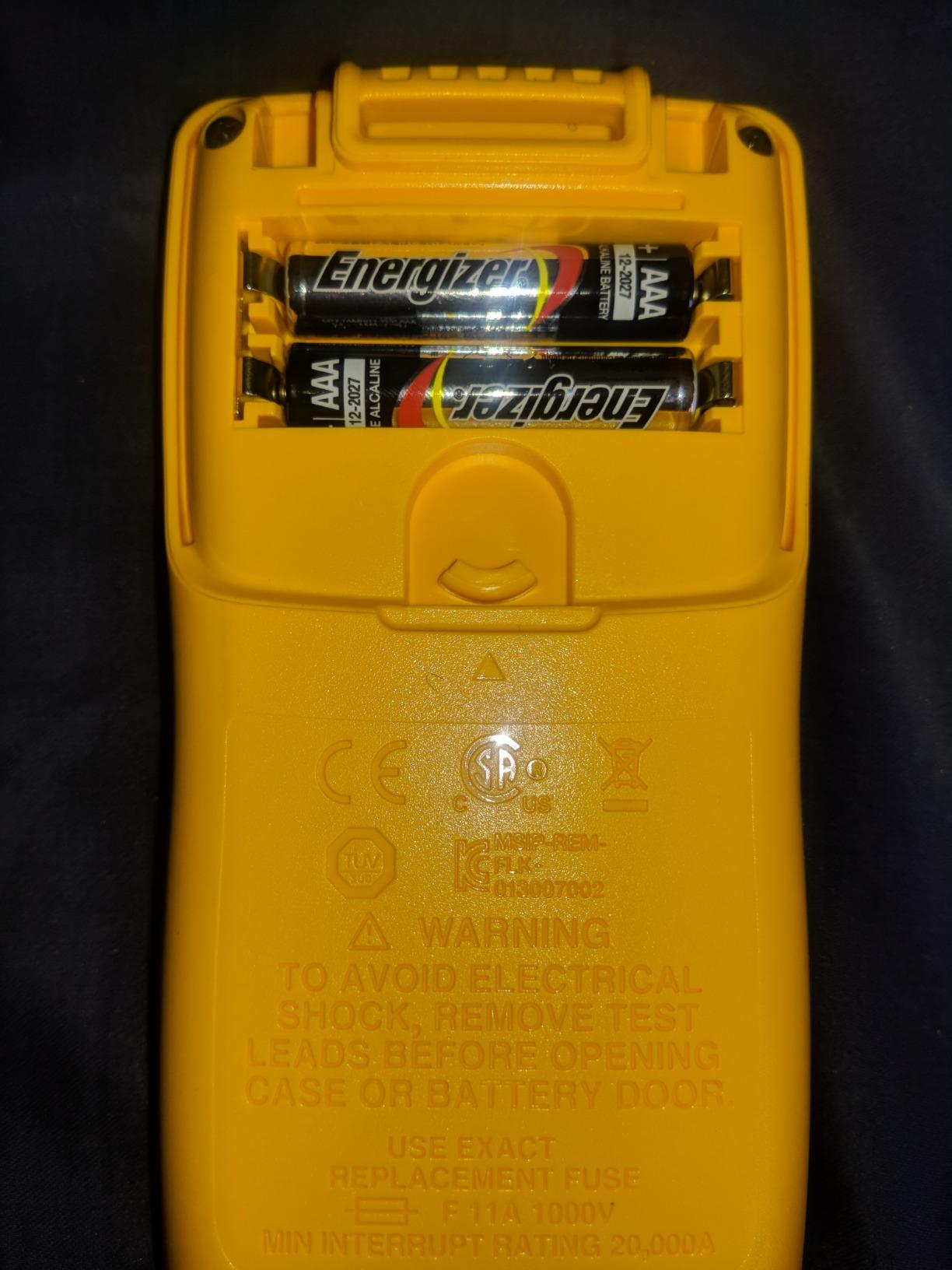 Fluke 107 AC/DC Current Handheld Digital Multimeter, Gray customer photo 1