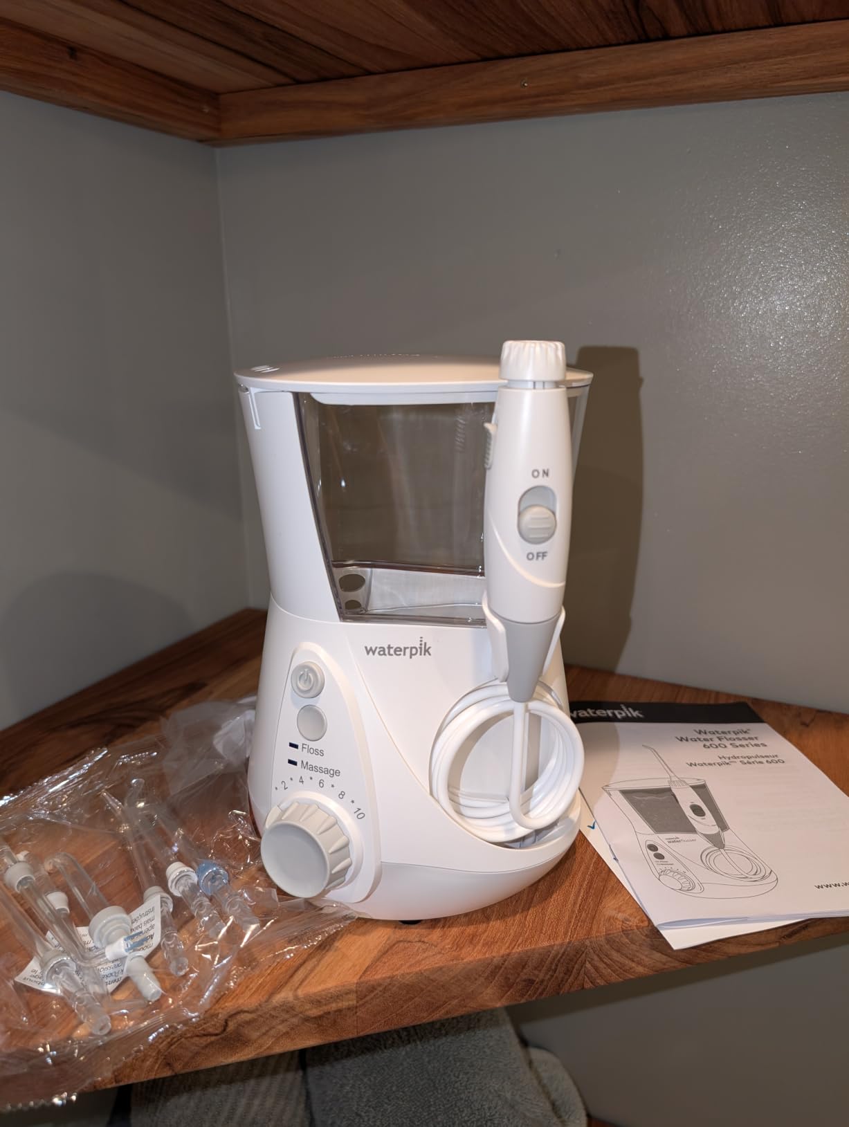 Waterpik Aquarius Countertop Water Flosser with 10 Settings, 7 Tips, White | For Daily Home Gum Health, Dental Braces, Implants, Teeth Cleaning, Multiple Users, ADA Accepted WP-660 Packaging May Vary customer photo 2