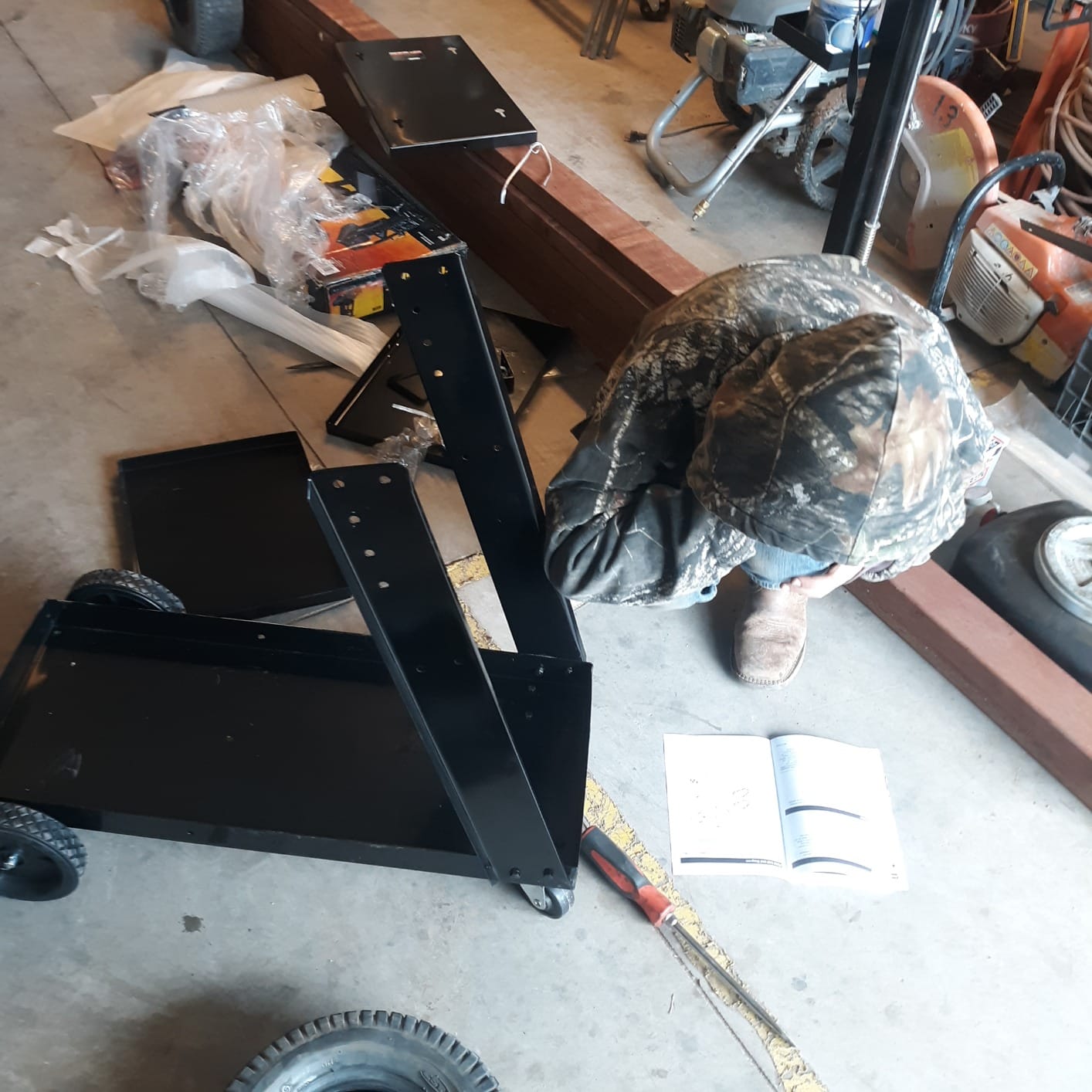 100 lb. Capacity Welding Cart HFJ14 customer photo 2